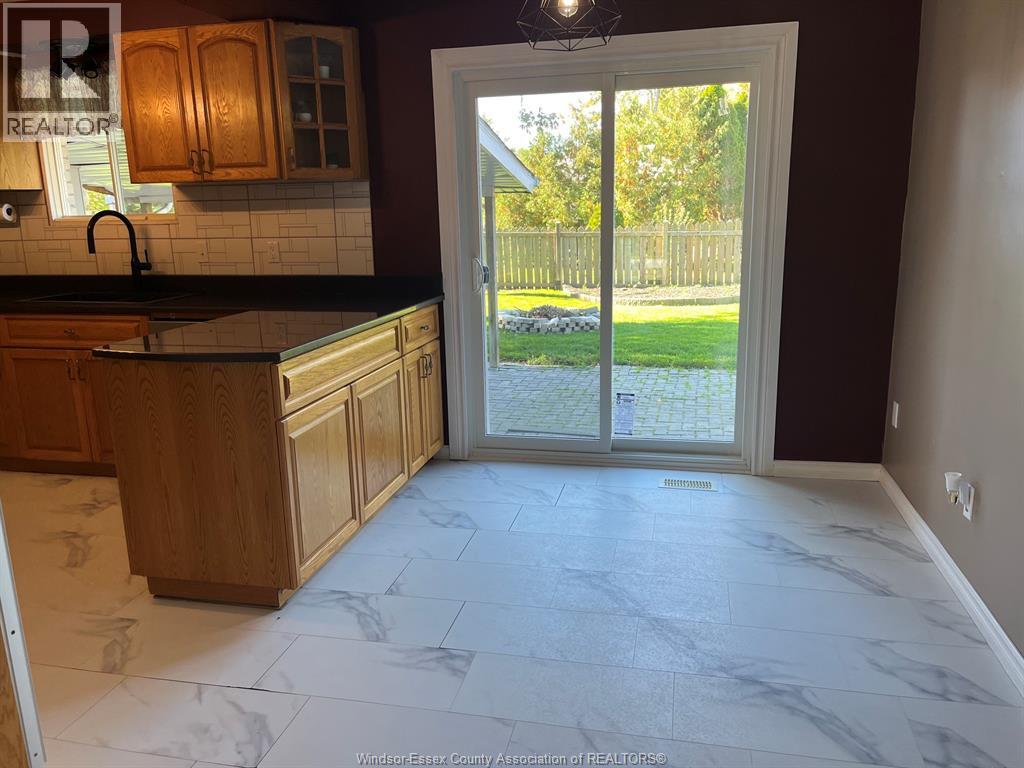 371 OAK STREET - 21