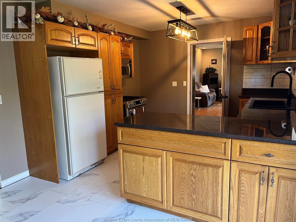 371 OAK STREET - 22