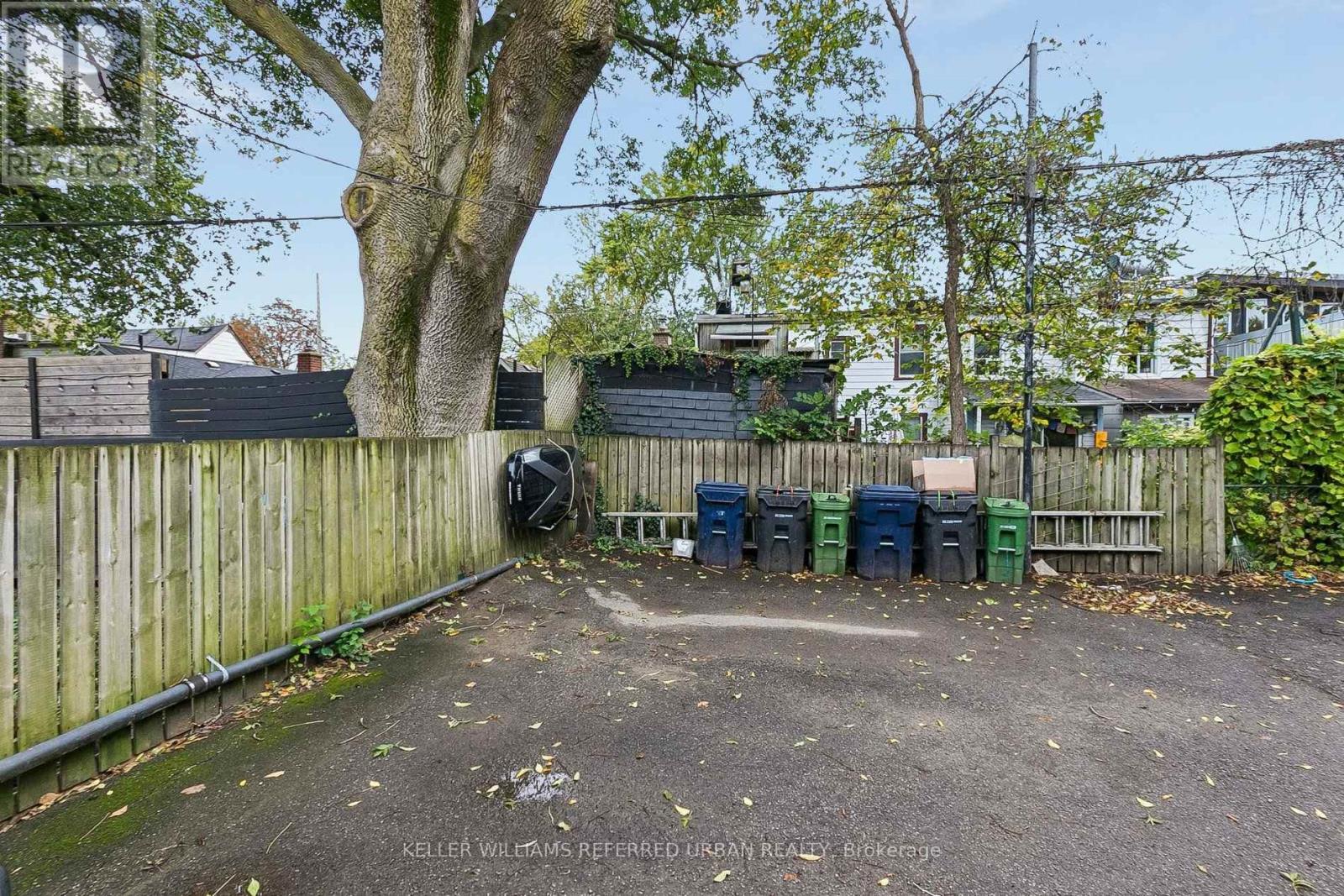 156 RHODES AVENUE - 18