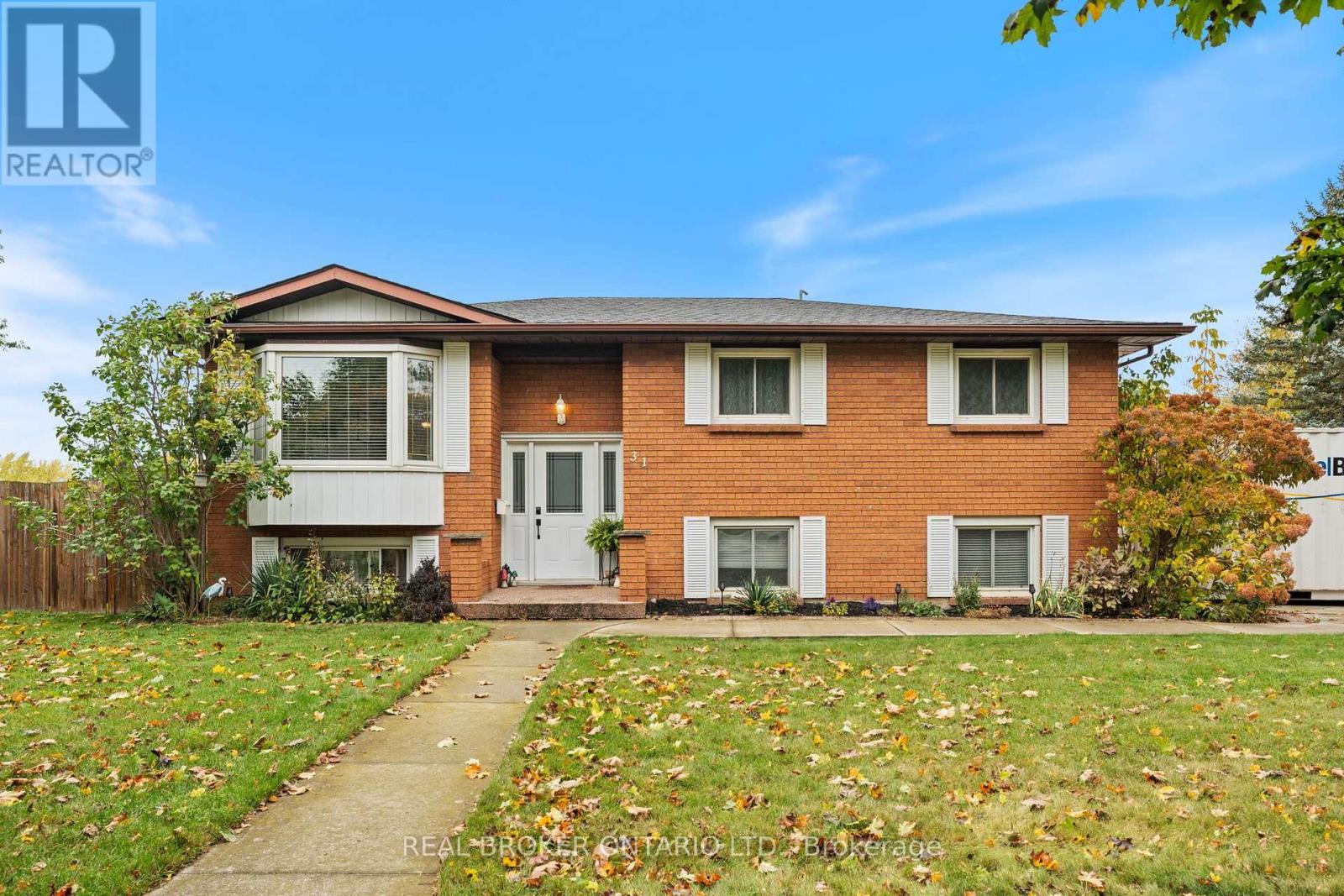 31 Gillin Road, Brantford, ON photo 10