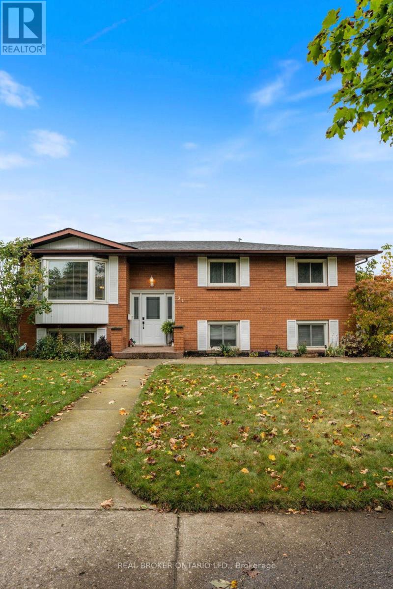 31 Gillin Road, Brantford, ON photo 11