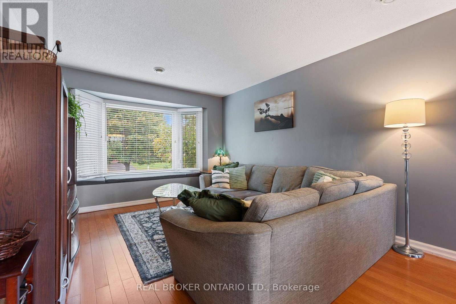 31 Gillin Road, Brantford, ON photo 14