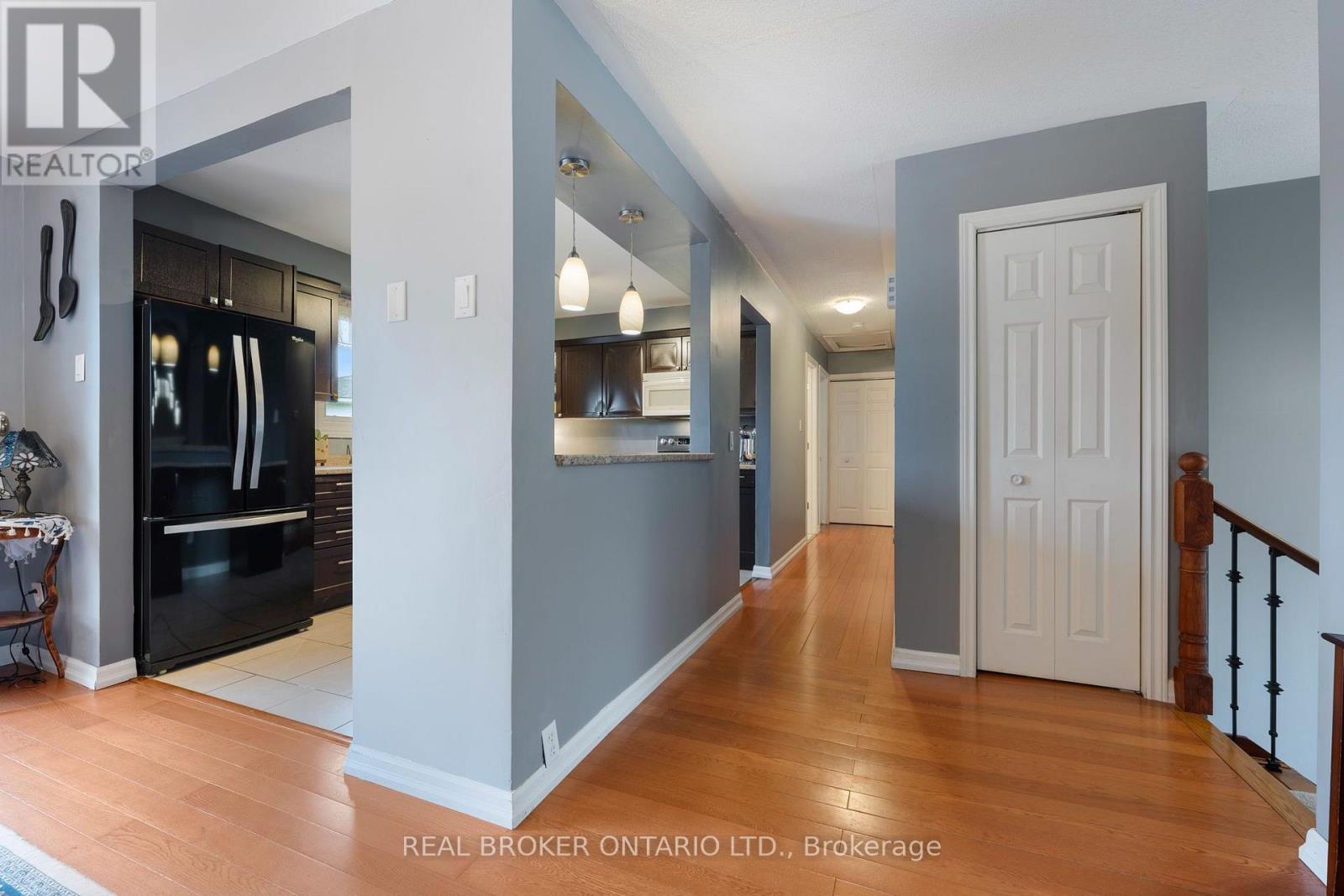 31 Gillin Road, Brantford, ON photo 22