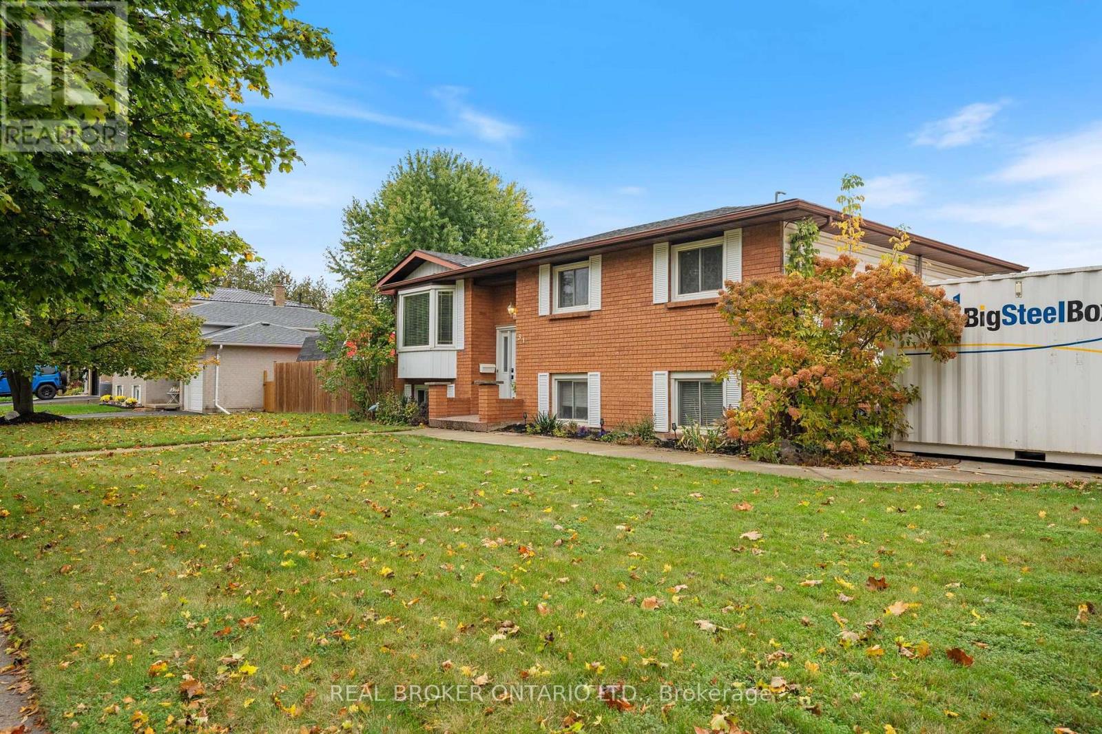 31 Gillin Road, Brantford, ON photo 9
