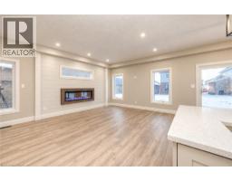 2pc Bathroom - 67 Weymouth Street, Elmira, ON N3B0E6 Photo 10