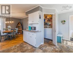 4pc Bathroom - 56 Regent Street, Amherst, NS B4H3T1 Photo 9