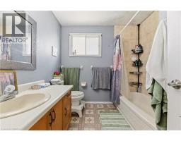 82 Beaver Crescent, Brantford, ON N3P1H8 Photo 14