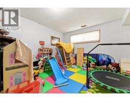 82 Beaver Crescent, Brantford, ON N3P1H8 Photo 17