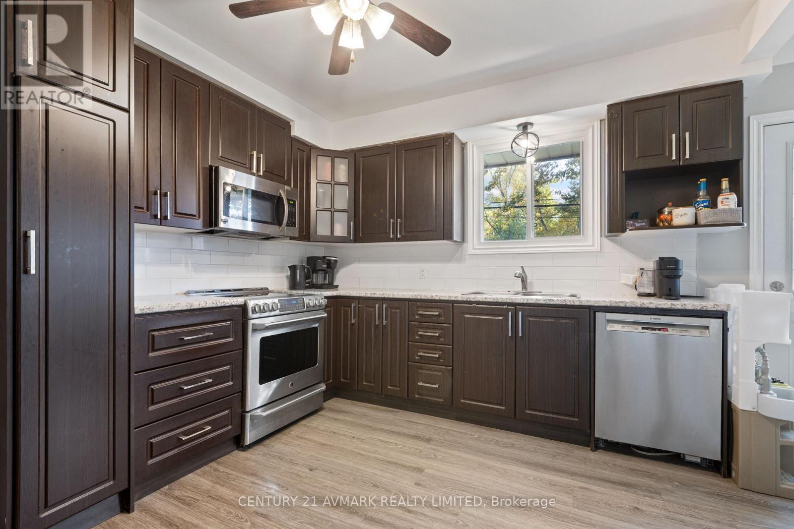 451 ARGYLE ROAD - 15