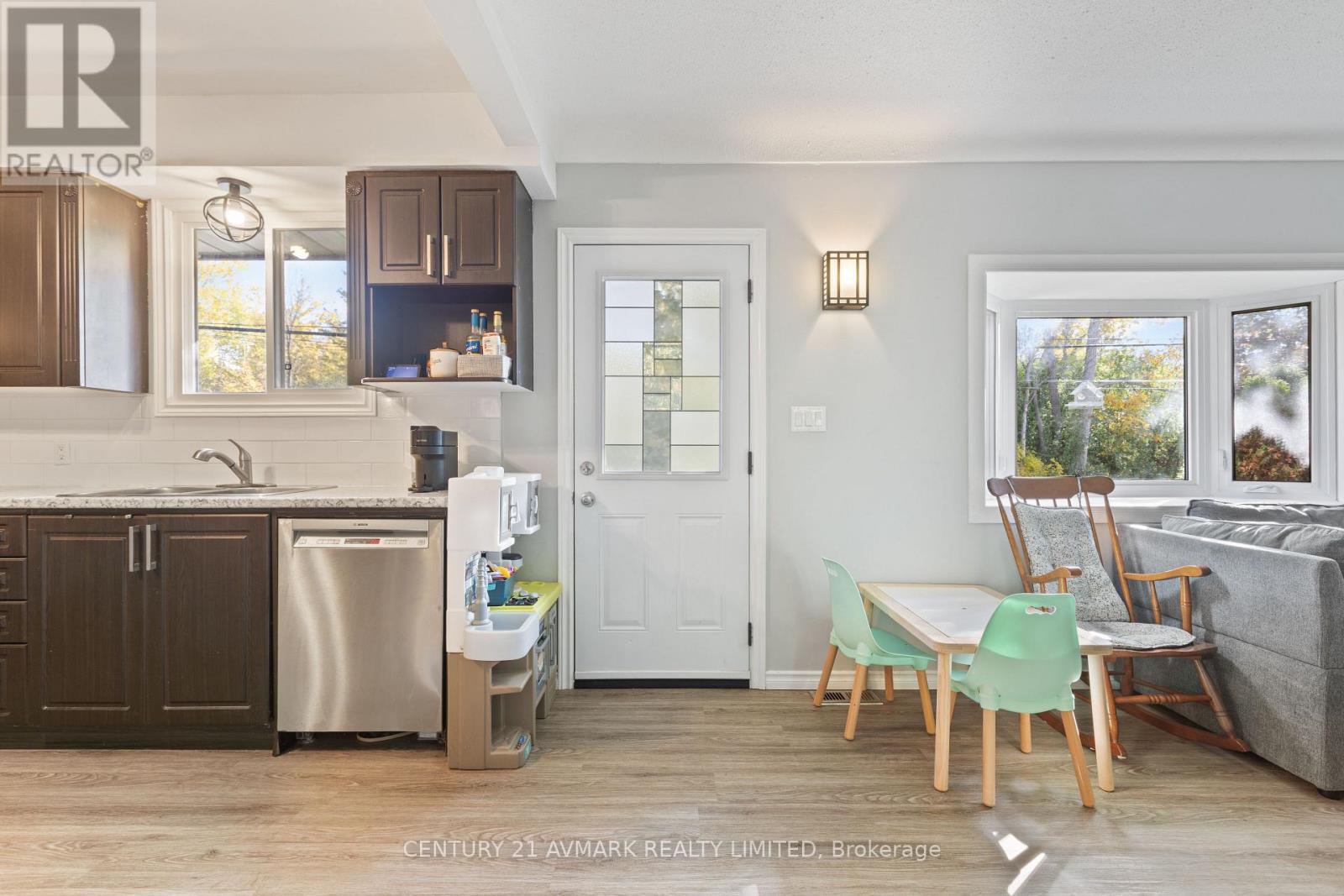 451 ARGYLE ROAD - 16