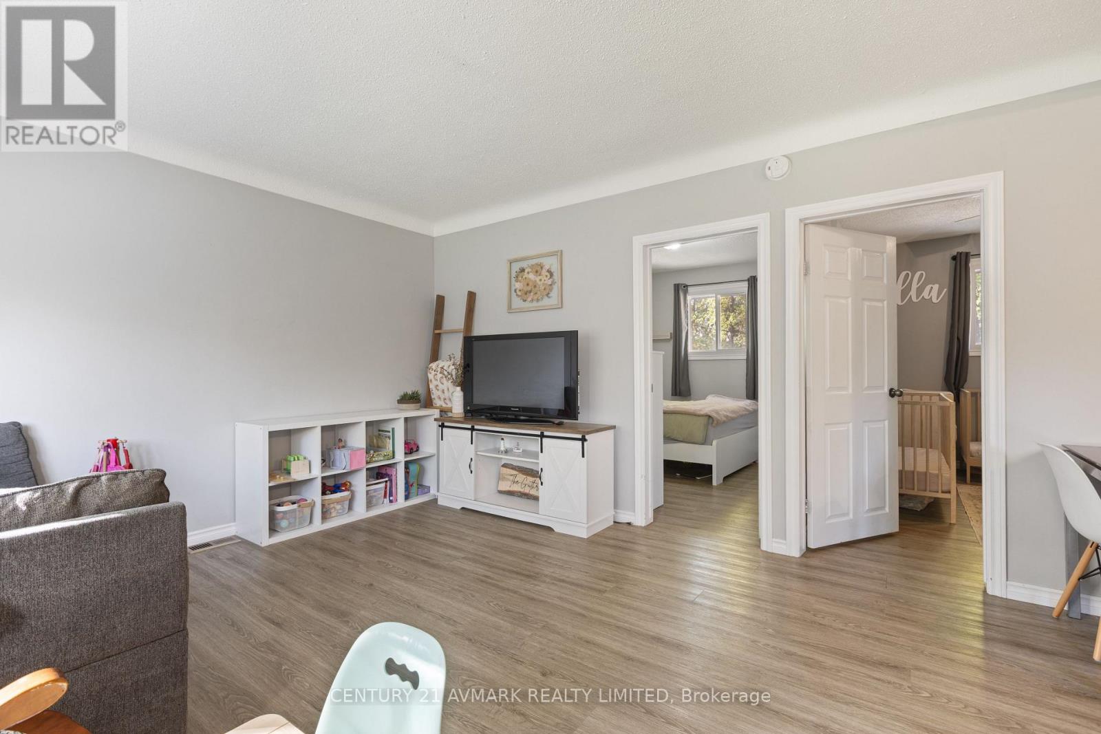 451 ARGYLE ROAD - 18