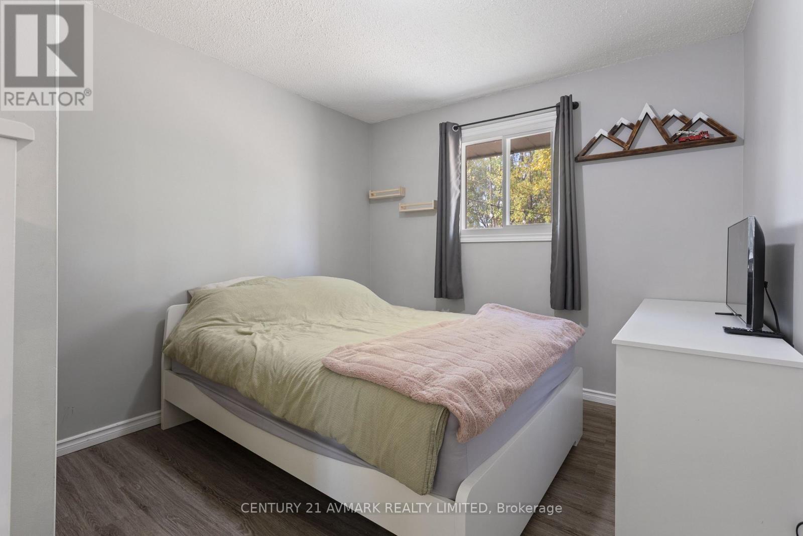 451 ARGYLE ROAD - 20