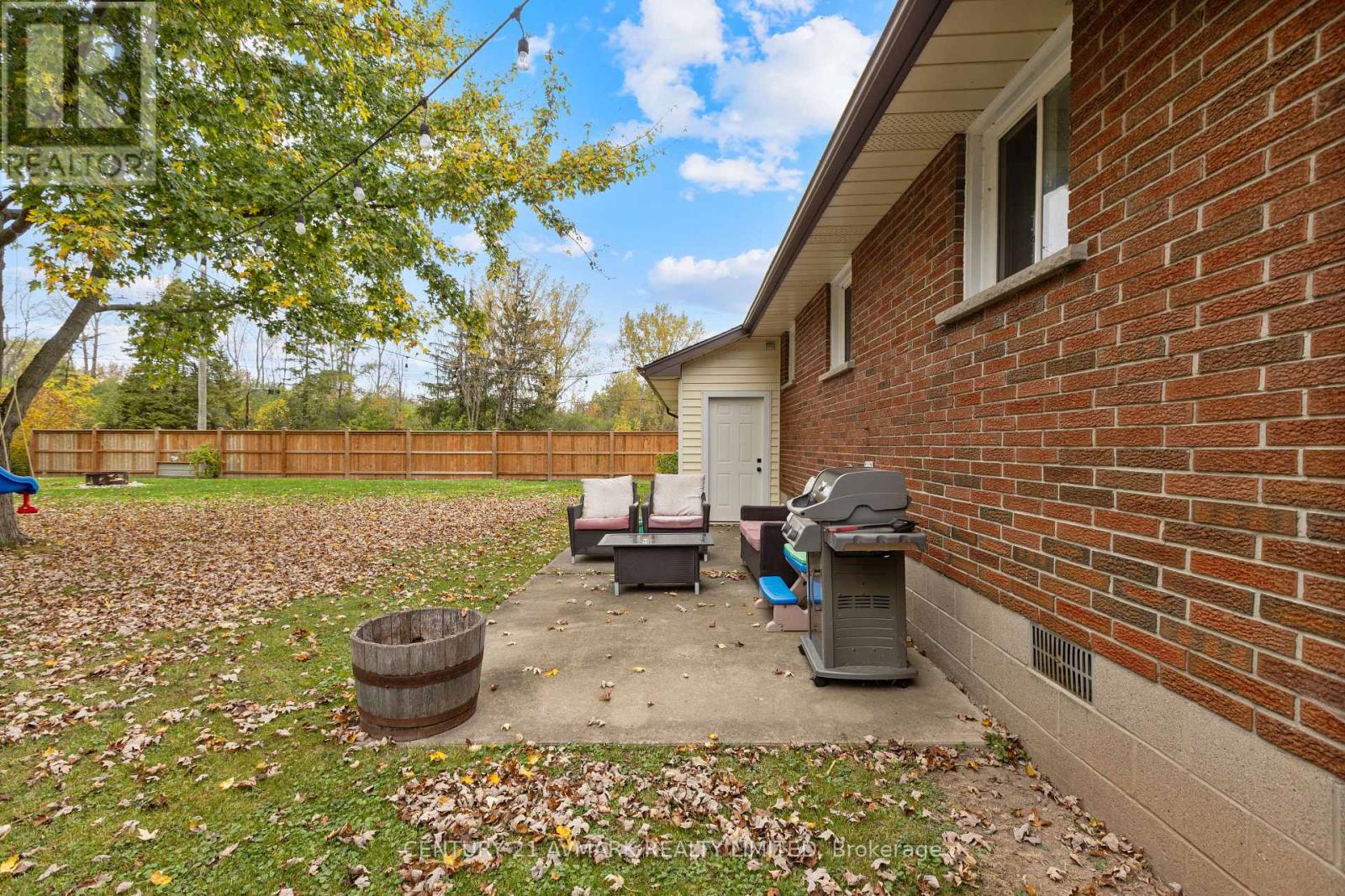 451 ARGYLE ROAD - 7