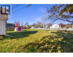 Living room - 355 Jane Street, Miramichi, NB E1V2T8 Photo 6