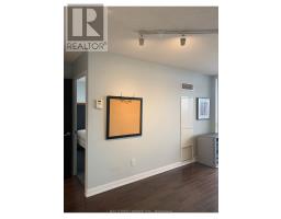 2100 - 33 Sheppard Avenue E, Toronto, ON M2N7K1 Photo 8