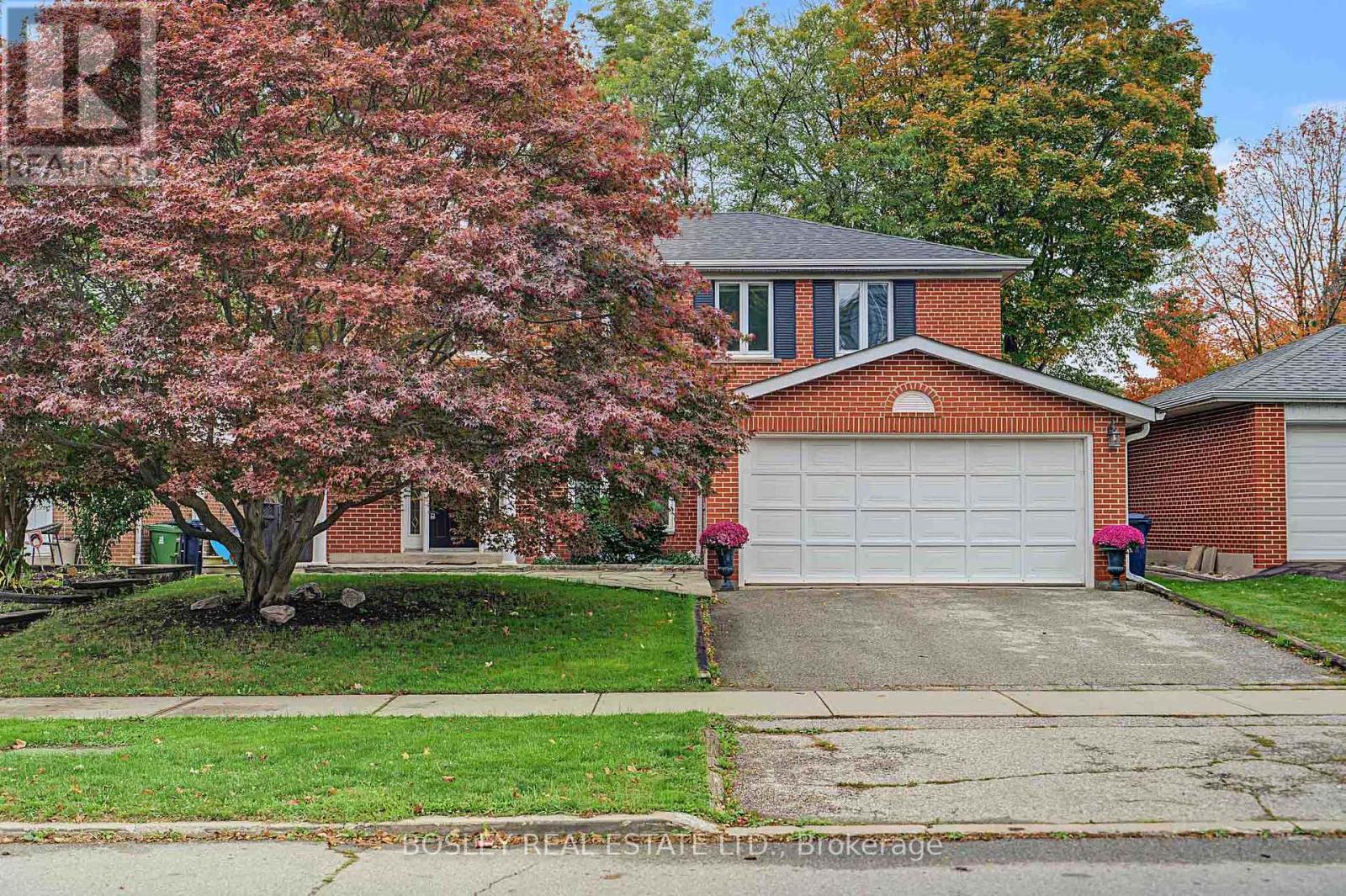 16 Shaughnessy Boulevard, Toronto, ON photo 1