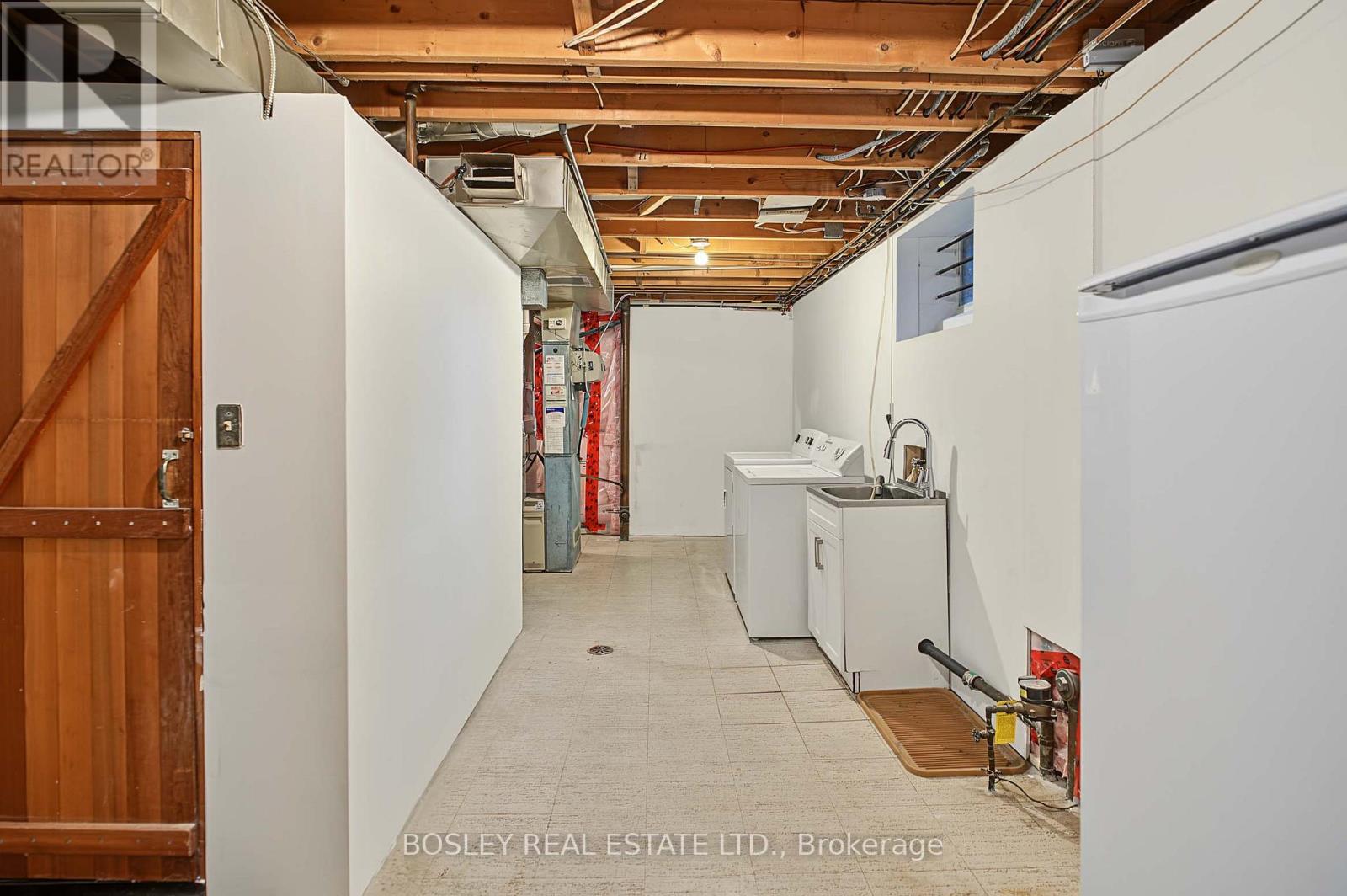 16 Shaughnessy Boulevard, Toronto, ON photo 35