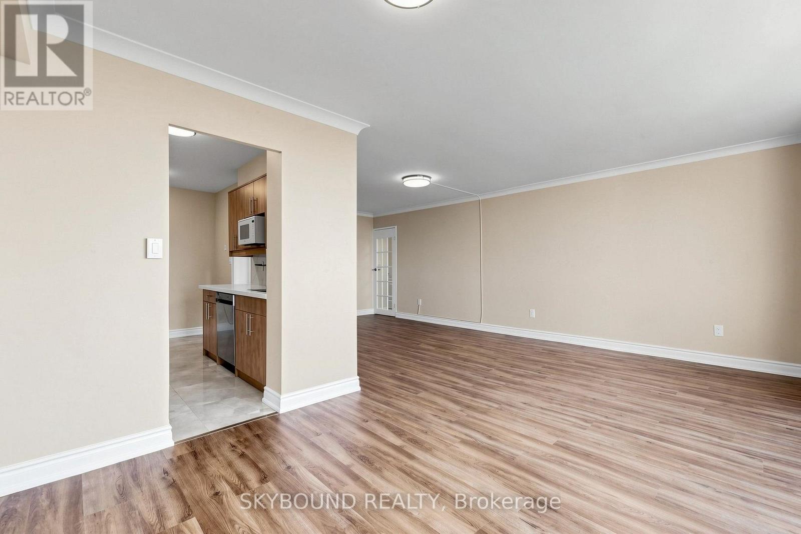1710- 1 Massey Square, Toronto, ON photo 12
