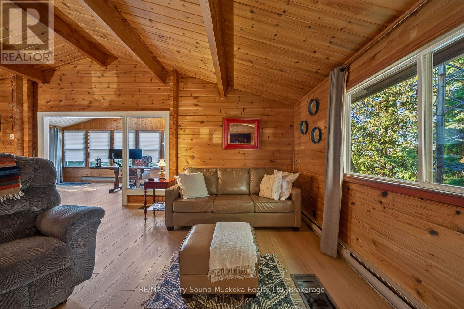 101 ROBINSON ROAD - 20