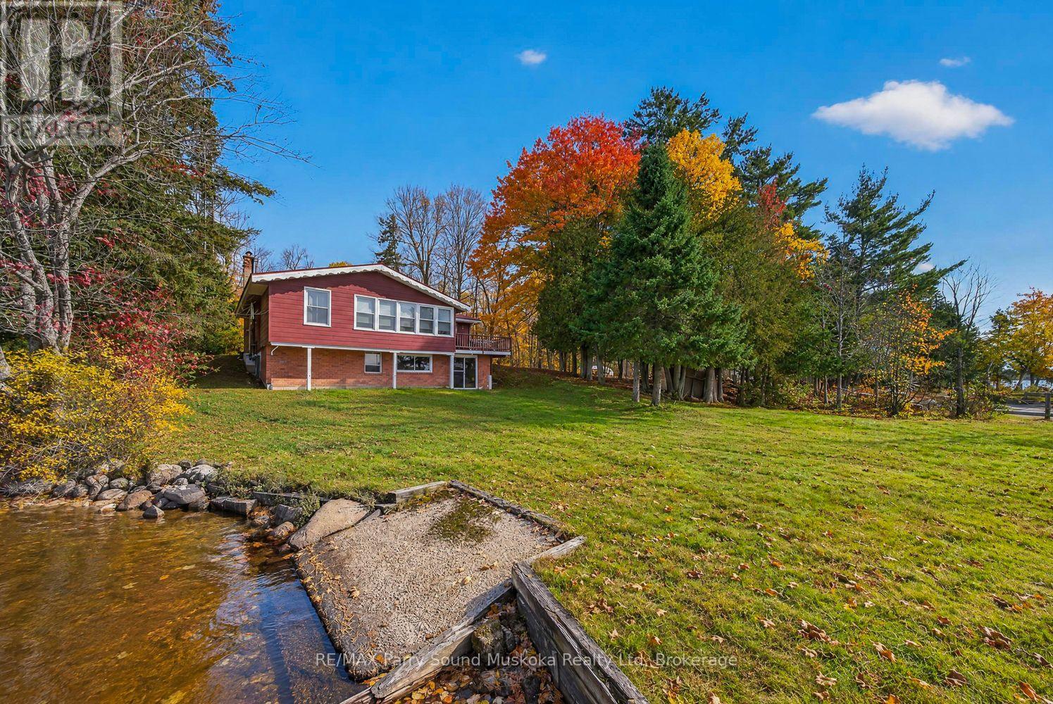 101 ROBINSON ROAD - 45