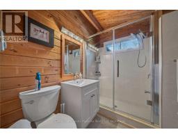 101 Robinson Road, Magnetawan, ON P0G1A0 Photo 12