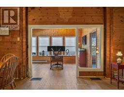 101 Robinson Road, Magnetawan, ON P0G1A0 Photo 29