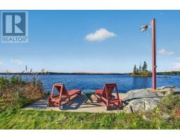 101 Robinson Road, Magnetawan, ON P0G1A0 Photo 41