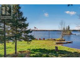 101 Robinson Road, Magnetawan, ON P0G1A0 Photo 43