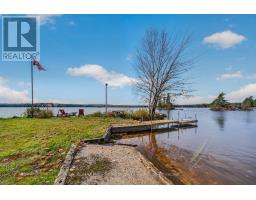 101 Robinson Road, Magnetawan, ON P0G1A0 Photo 44
