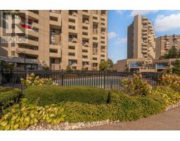 A39 - 300 Mill Road, Toronto, ON M9C4W7 Photo 31