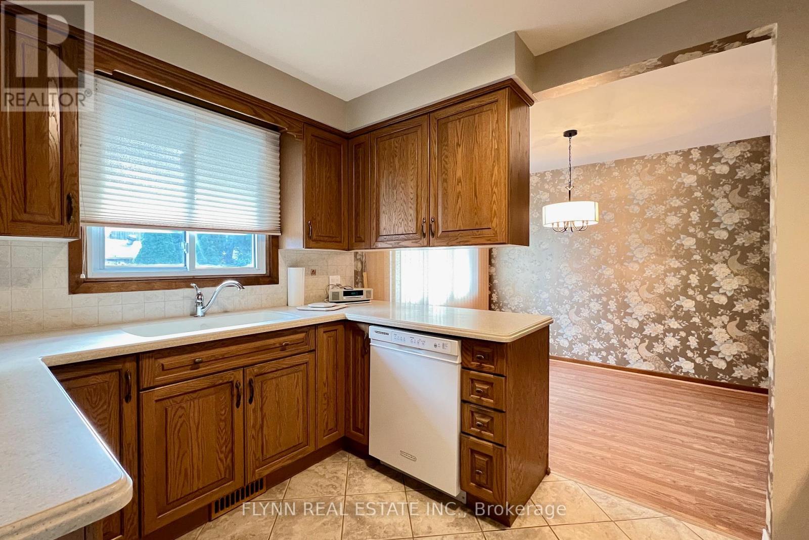 70 Richelieu Drive, St. Catharines, ON photo 10