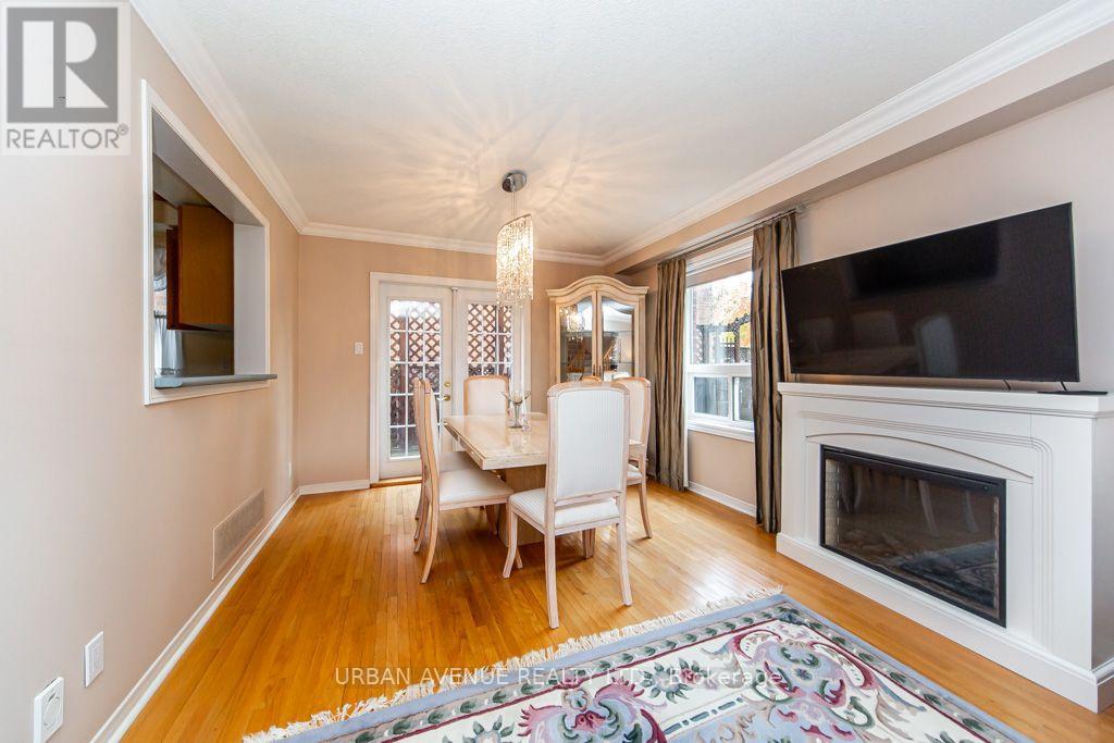 15 Natanya Boulevard, Georgina, ON photo 10