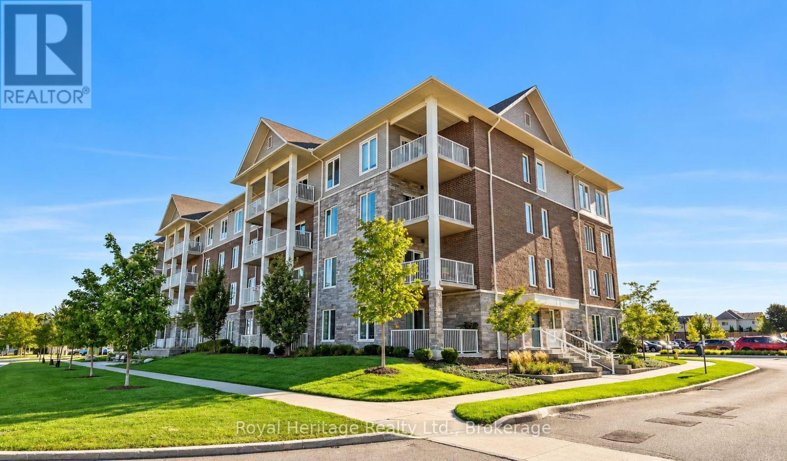 215- 290 Liberty Street North, Clarington, ON photo 2