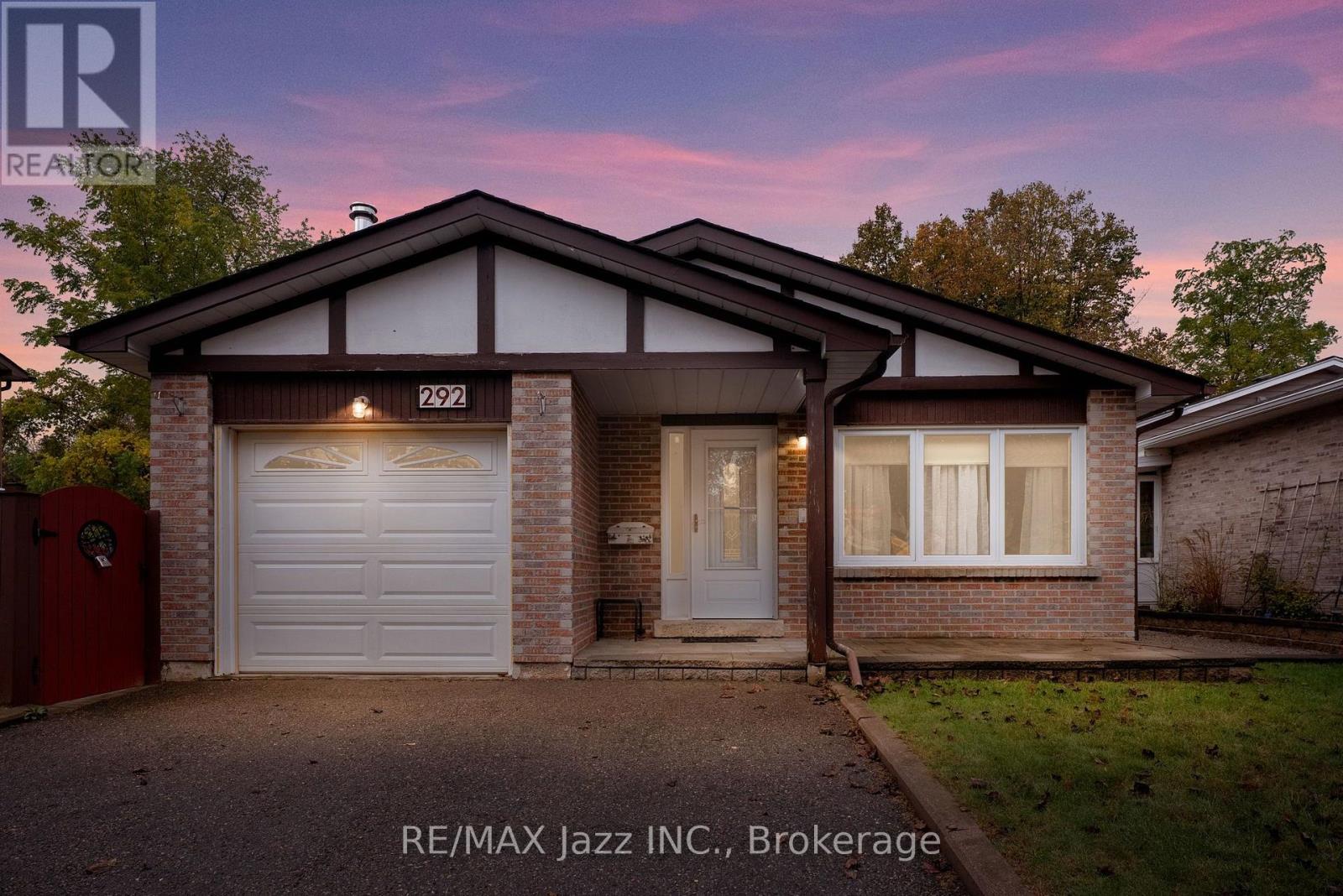 292 Limerick Street, Oshawa, ON