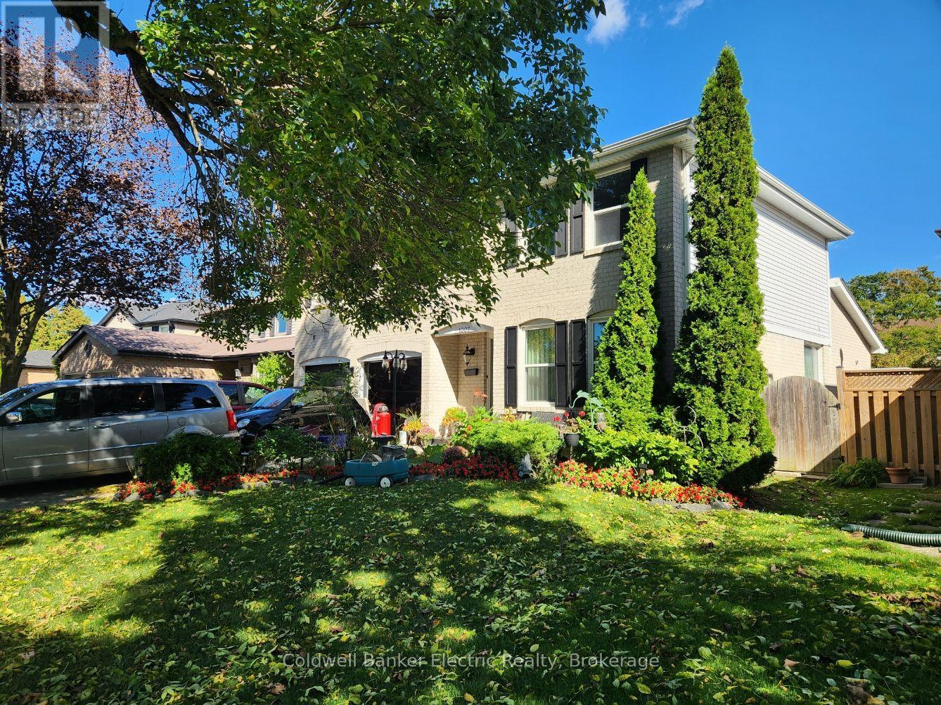 1007 Moorelands Crescent, Pickering, ON