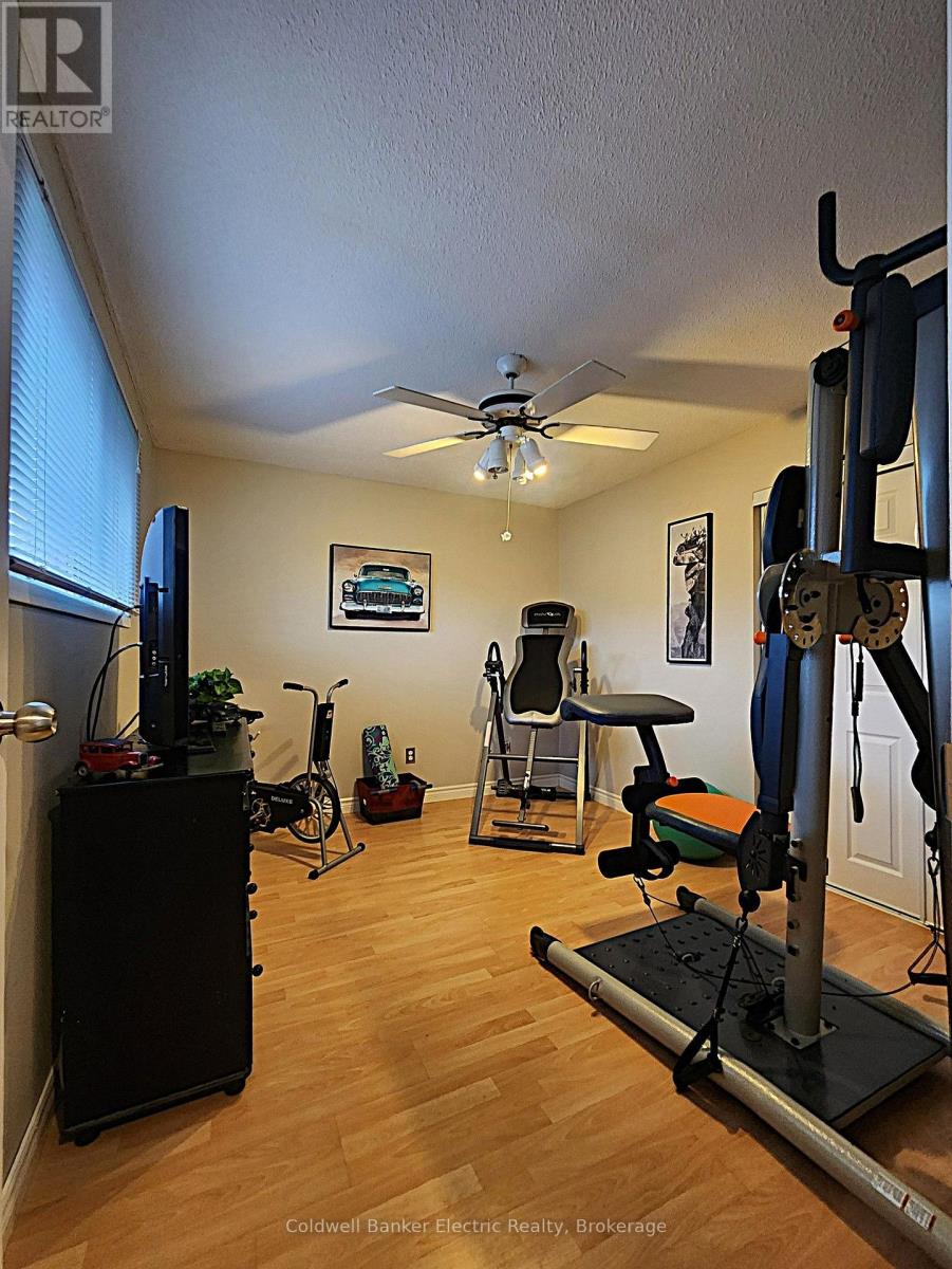 1007 Moorelands Crescent, Pickering, ON photo 25