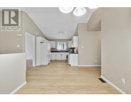 Laundry room - 271 Dainton Drive, Peterborough, ON K9H7N6 Photo 8