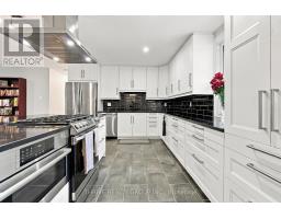 708 Village Green Avenue, London South, ON N6K1H2 Photo 13