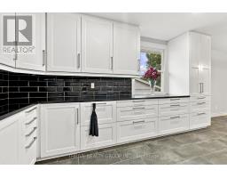 708 Village Green Avenue, London South, ON N6K1H2 Photo 15