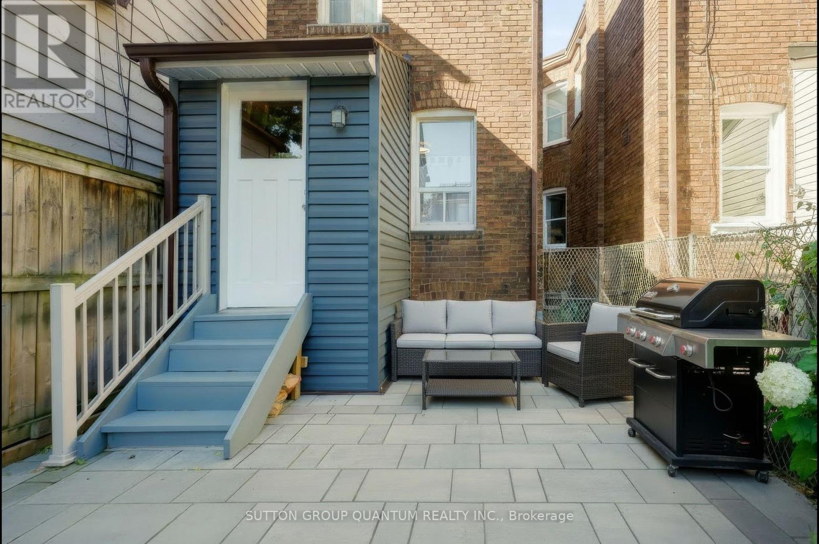 41 Manning Avenue, Toronto, ON photo 22