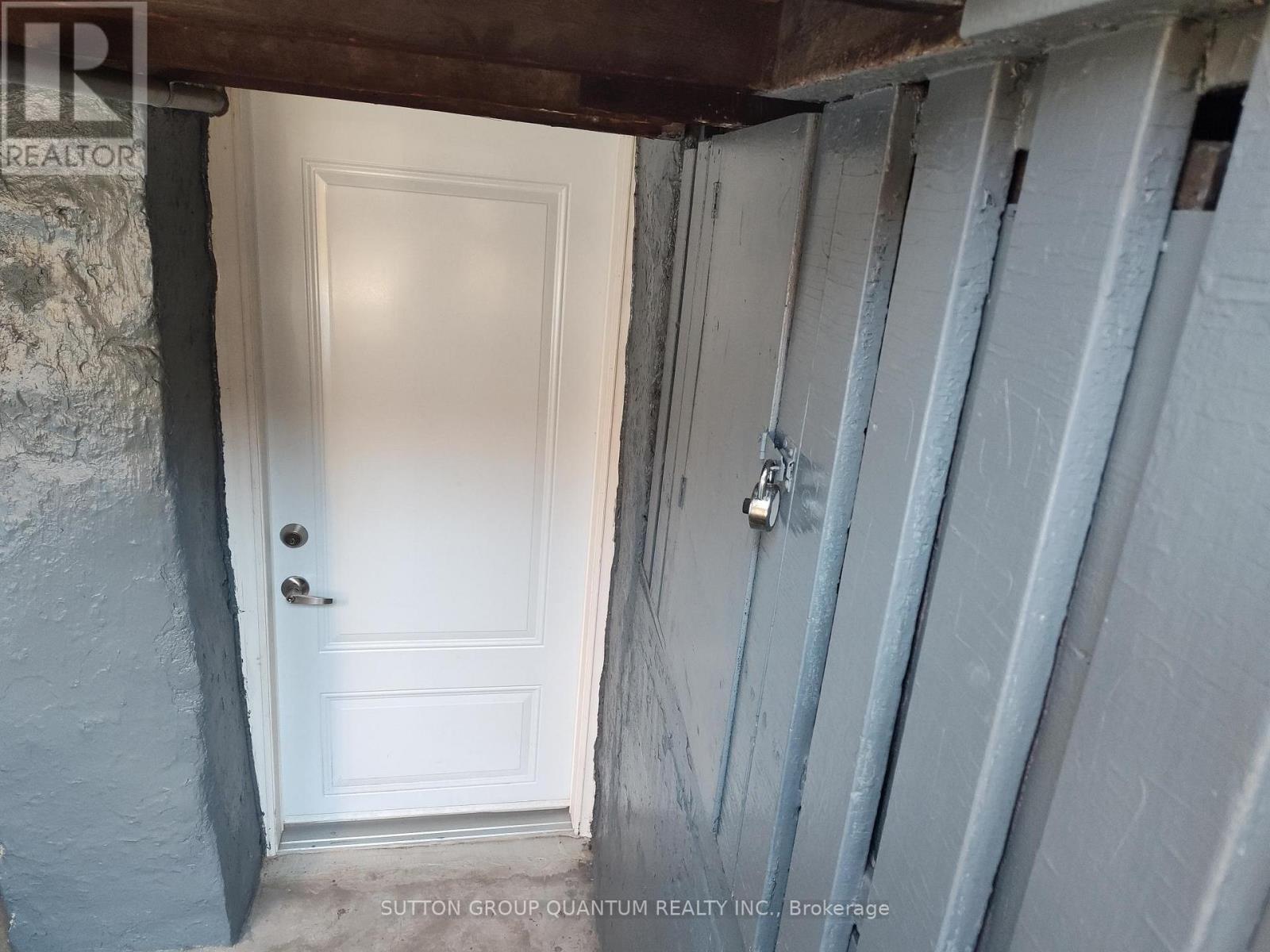 41 Manning Avenue, Toronto, ON photo 28