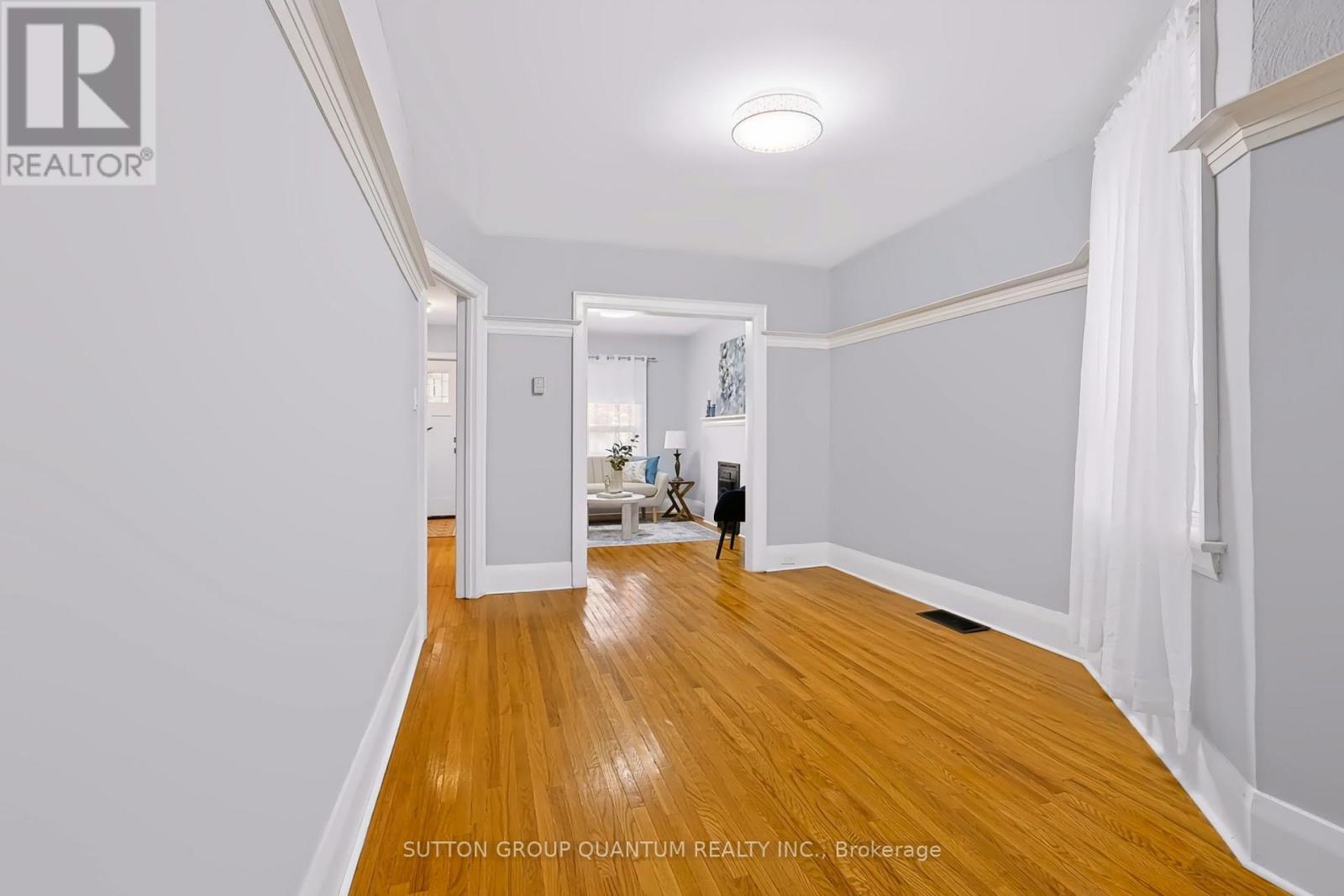 41 Manning Avenue, Toronto, ON photo 8