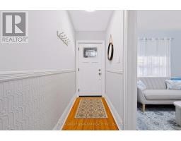 Bedroom 2 - 41 Manning Avenue, Toronto, ON M6J2K3 Photo 6