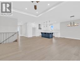 Kitchen - 5229 Aiden Avenue, Tecumseh, ON N0R1K0 Photo 9