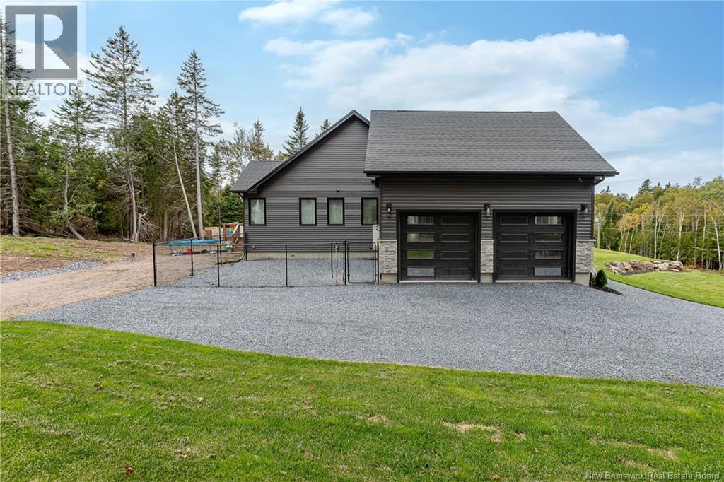 22 Carlingford Drive photo 4