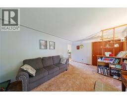Bedroom - 880 Champlain Road, Sarnia, ON N7V2G1 Photo 6