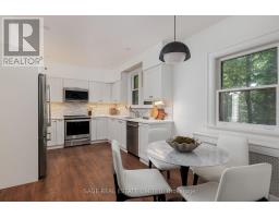 78 The Kingsway, Toronto, ON M8X2T5 Photo 13