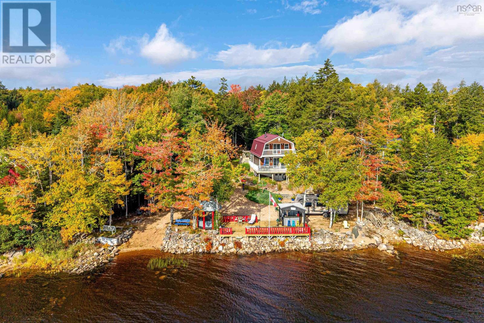 Property 2 of 52 of 450 Lakeside Drive
