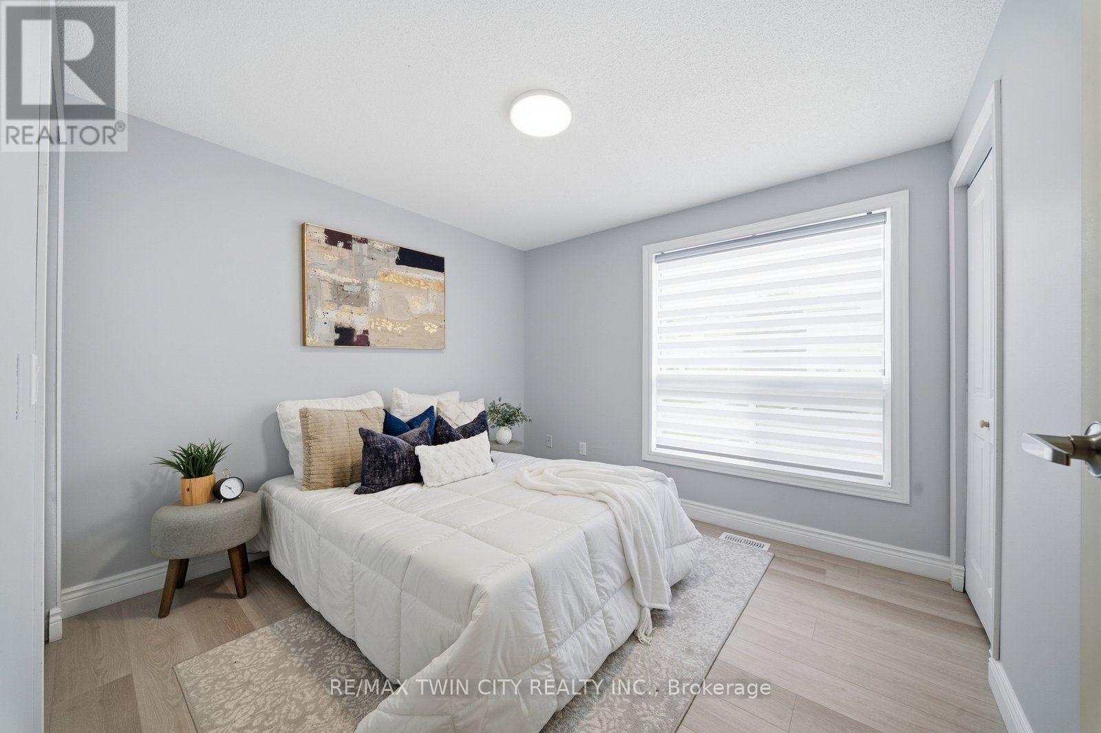 5- 492 Grey Street, Brantford, ON photo 18