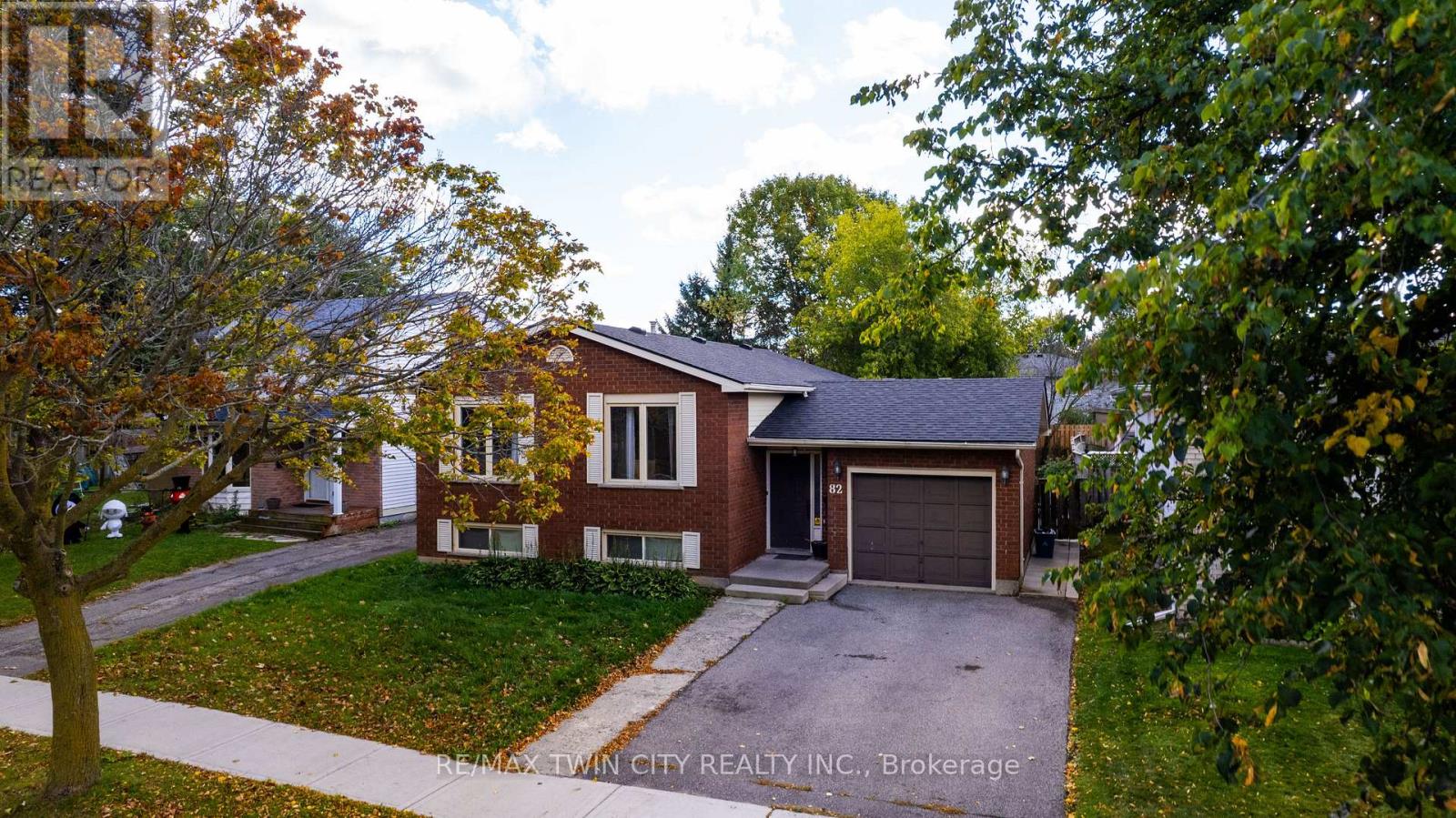 82 Beaver Crescent, Brantford, ON photo 30